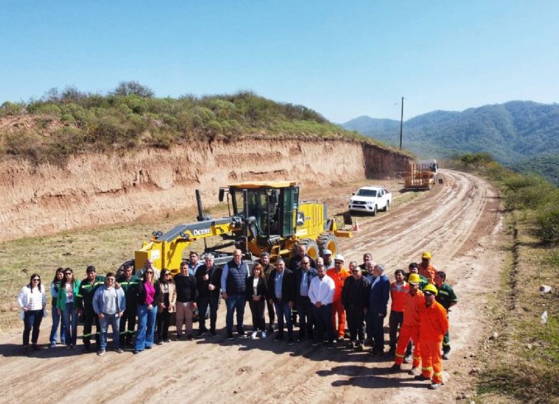 VIDEO | La Provincia inició la última etapa de la pavimentación de la Ruta Provincial N° 1