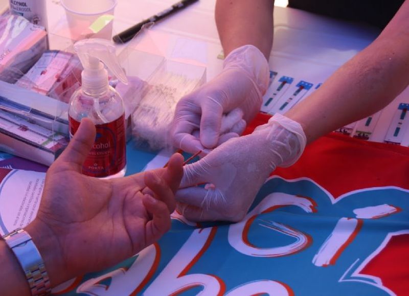 El Ministerio de Salud provincial aplicó vacunas en la Fiesta del Poncho